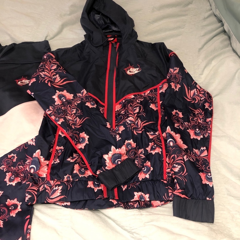 Nike Yoga pant and jacket set